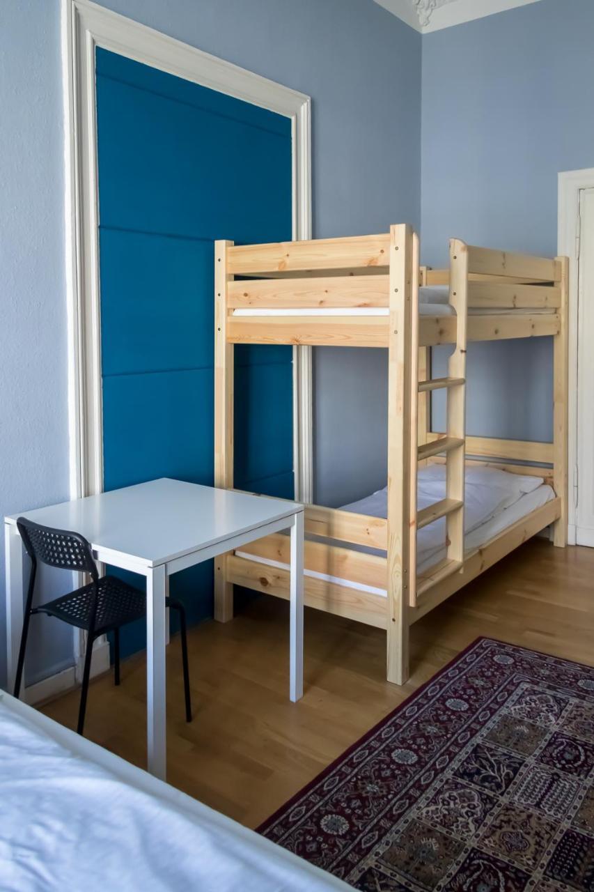 Pension Hostel Staycomfort Am Kurfuerstendamm Berlino Esterno foto