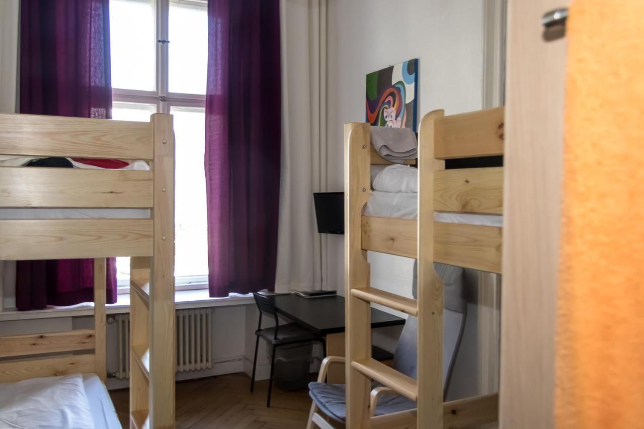 Pension Hostel Staycomfort Am Kurfuerstendamm Berlino Esterno foto